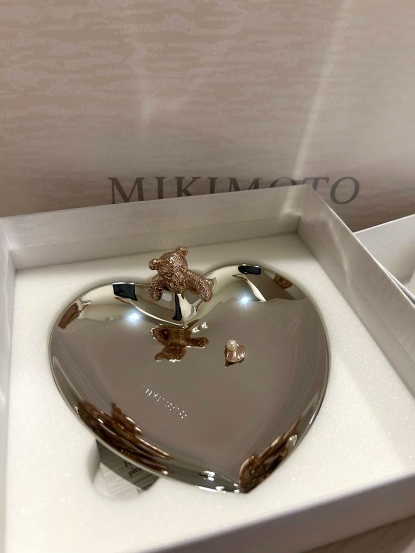 【ギフト新品】Mikimoto 真珠　熊フィギュア　トレイ　パール　アクセサリー