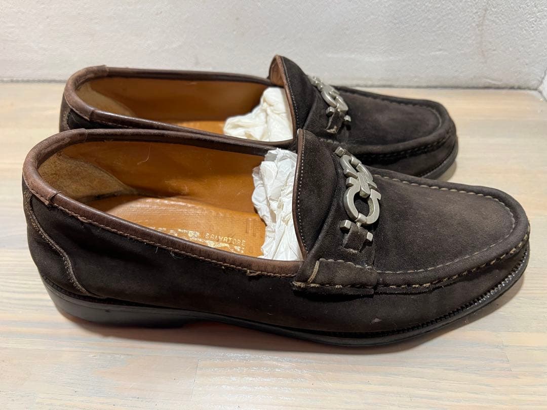 Ferragamo フェラガモ ダークブラウン スエード ローファー 7EE