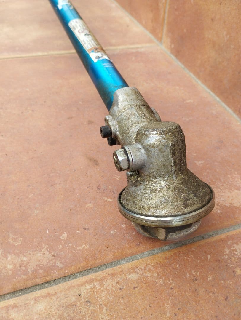 ★Makita マキタ バッテリー式草刈り機 MUR396LD本体のみ