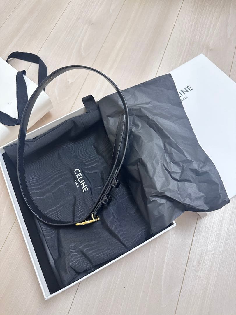 CELINE ブラックベルト ゴールド金具