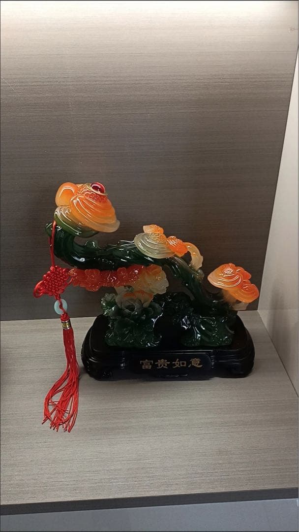 翡翠のきのこ彫刻置物