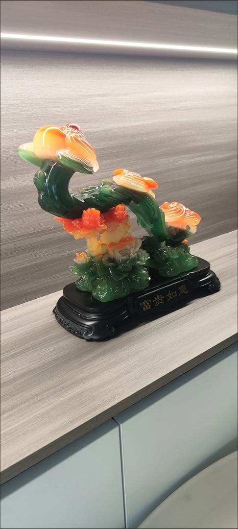 翡翠のきのこ彫刻置物