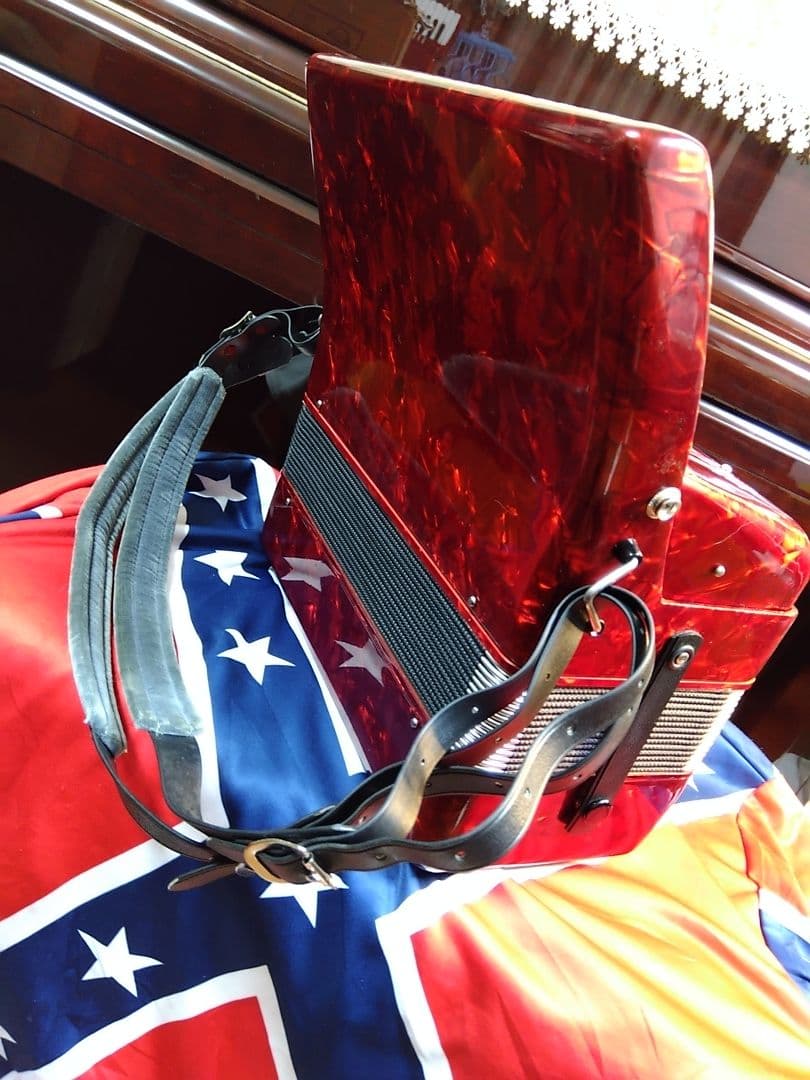 【綺麗な音色即演奏可】Yamaha ソプラノ アコーディオン S-25B 25鍵