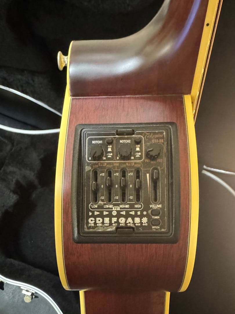 長渕剛　シグネチャーモデル　タカミネTN-520BS