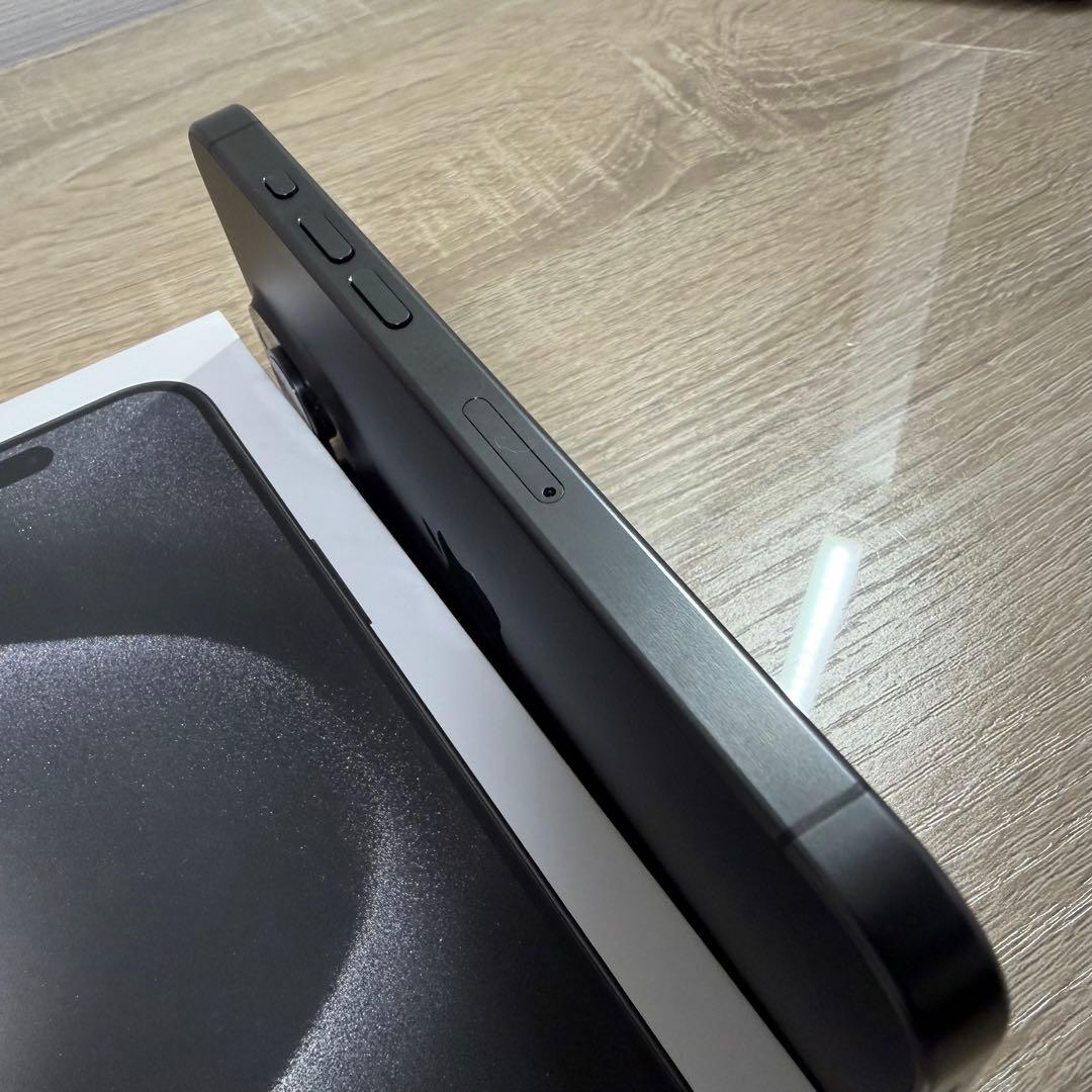 【値下げ中】iPhone15Pro 128GB ブラックチタニウム