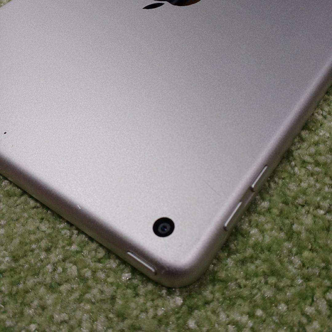 iPad 第6世代　32GB