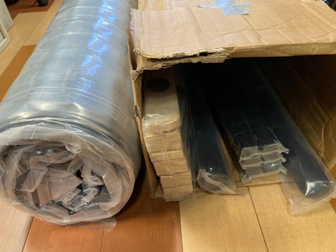 モダンデコ 脚付きマットレス ベッド ボンネルコイル /ブラック セミダブル