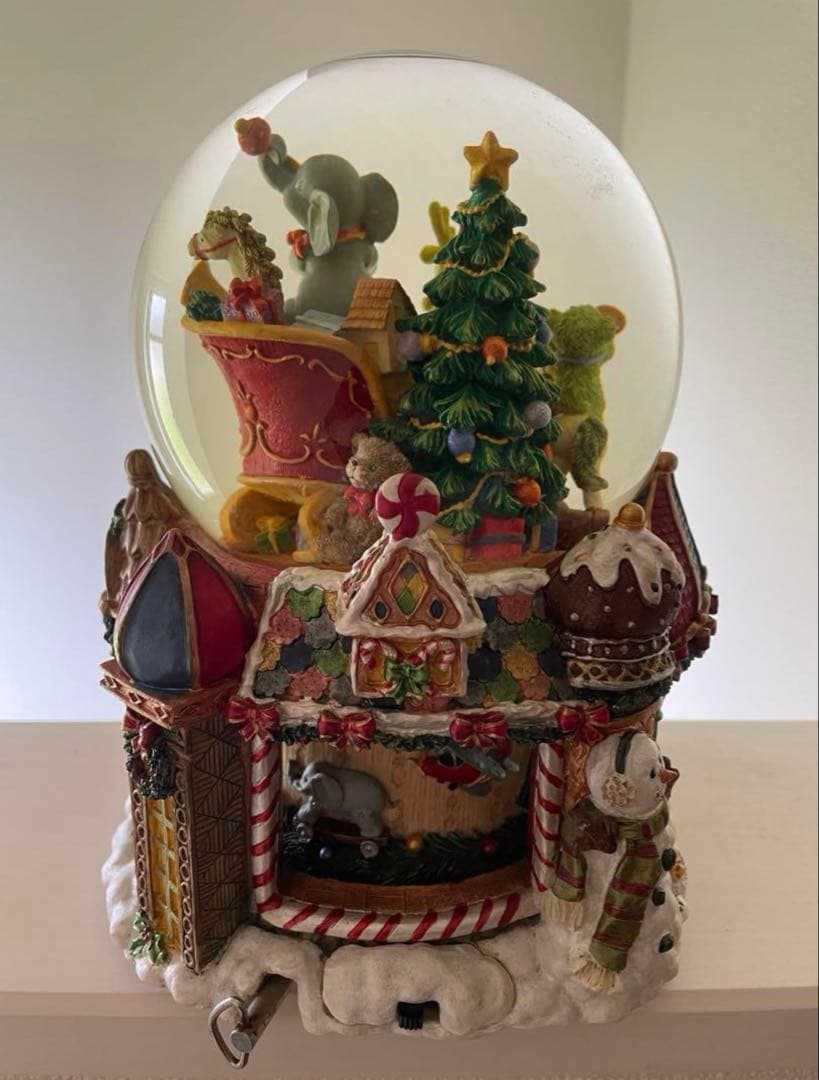 スノードームクリスマス 置物 飾り物