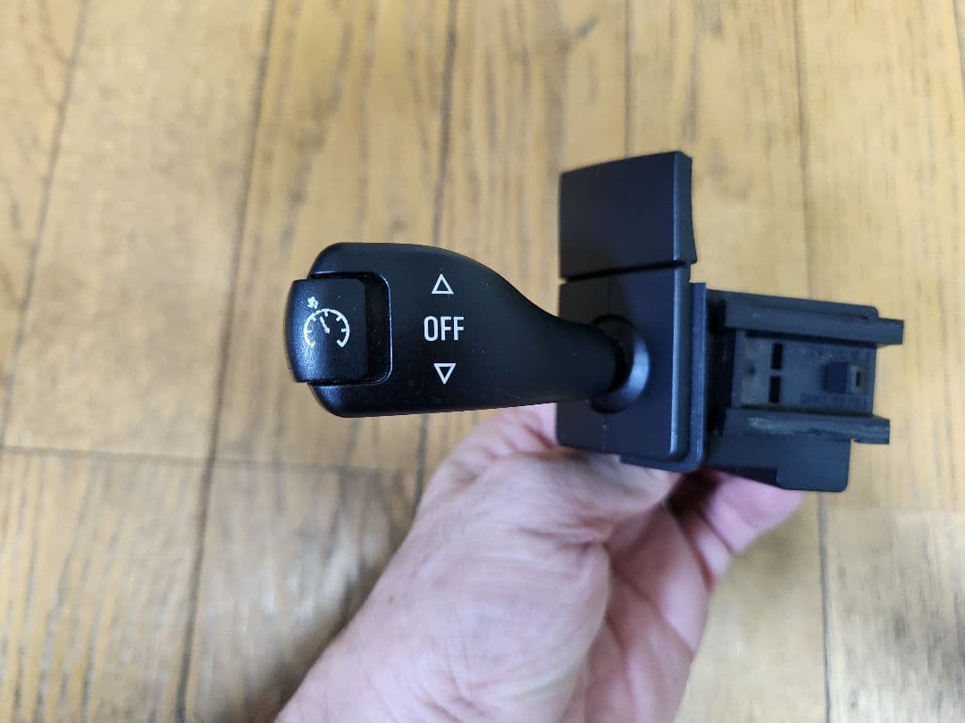 希少 BMW E85 オートクルーズコントロールスイッチ