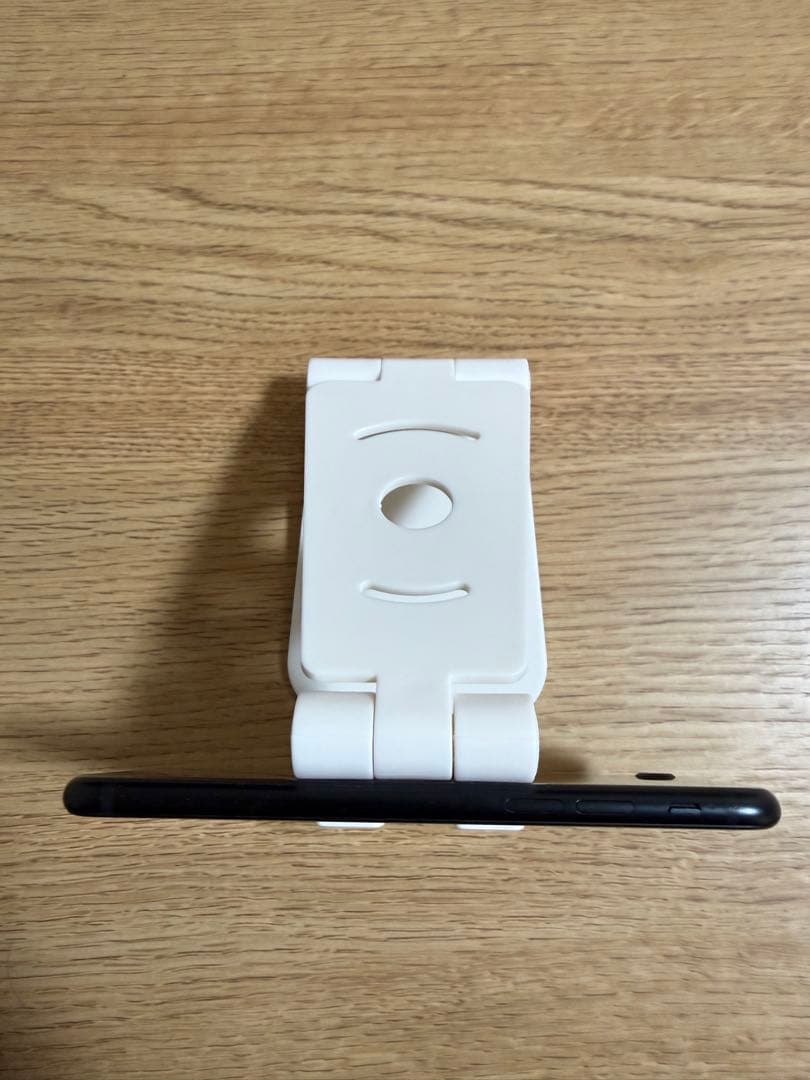 iPhone SE (第3世代) ミッドナイト 64GB SIMフリー