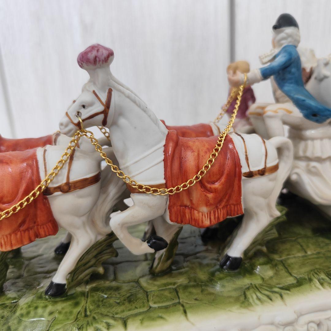 加藤工芸 瀬戸マイセン ４頭立て馬車 レース衣装貴婦人 紳士 馬車ハンドペイント