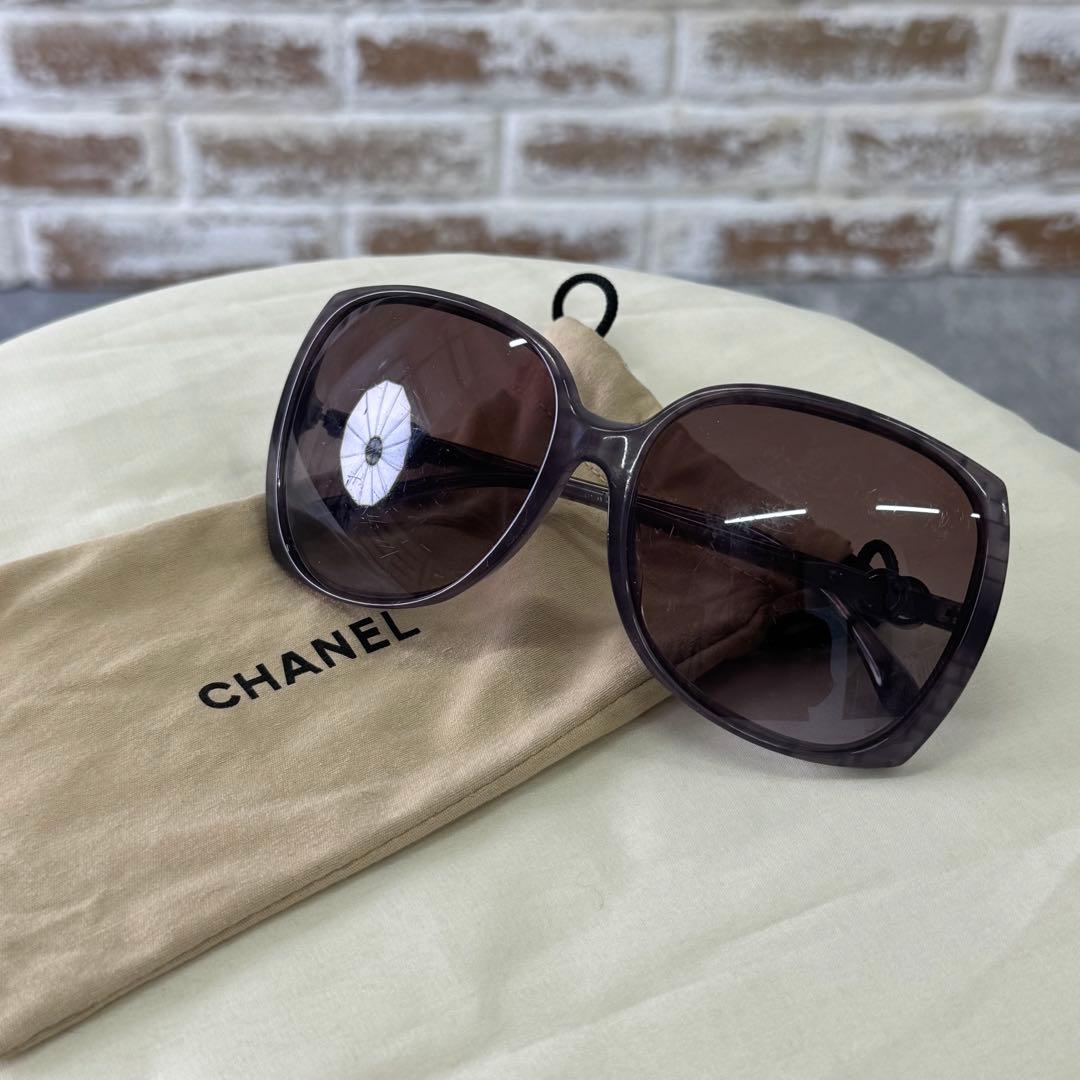 CHANELシャネル スクエアサングラス
