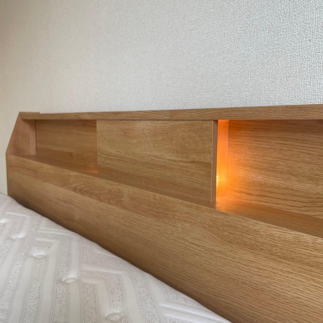 【残り３日掲載】【ニトリ】収納付きクイーンベッド マットレス付き