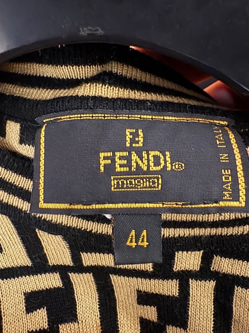 【美品】FENDI フェンディ　ズッカ柄　Tシャツ　ニット