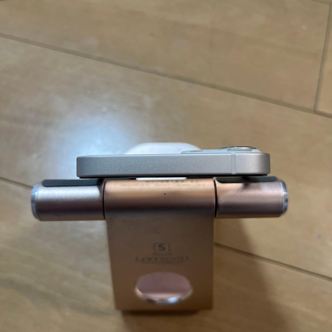 バッテリー新品100%！iPhone13 ホワイト　128GB