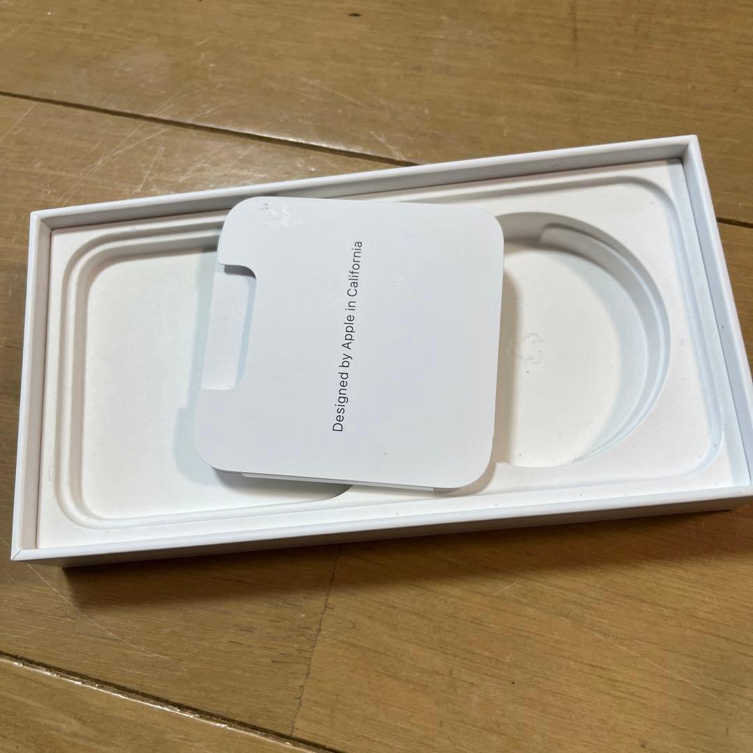 バッテリー新品100%！iPhone13 ホワイト　128GB
