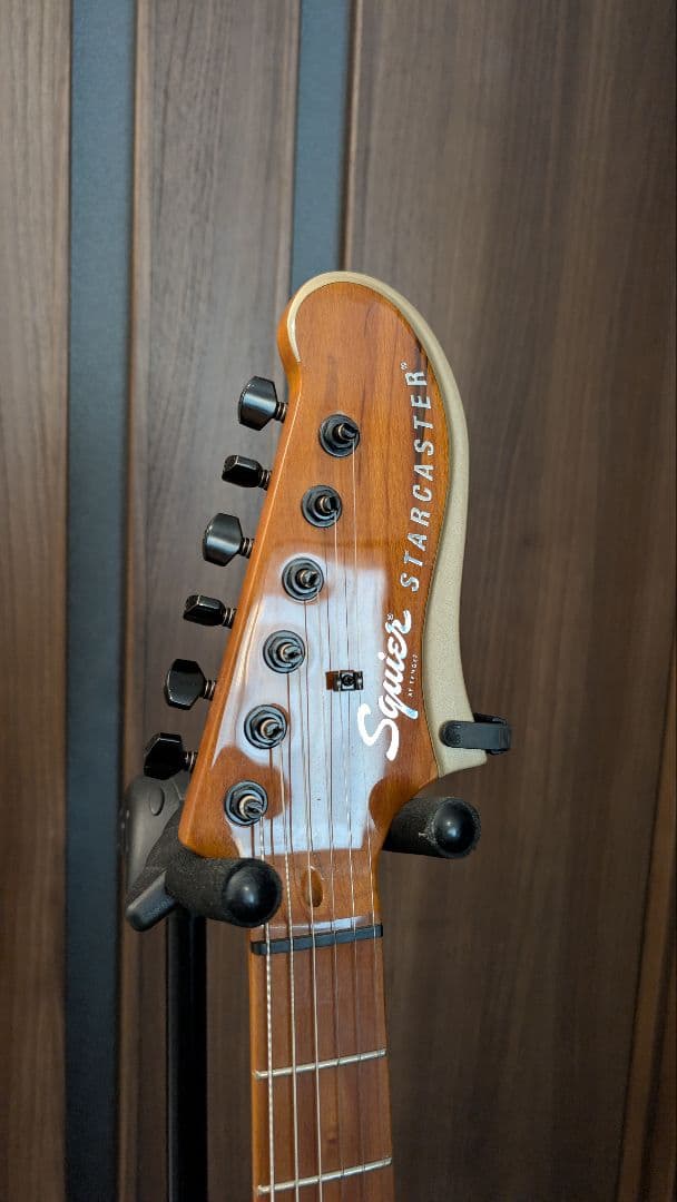 Squier Starcaster エレキギター Shoreline Gold