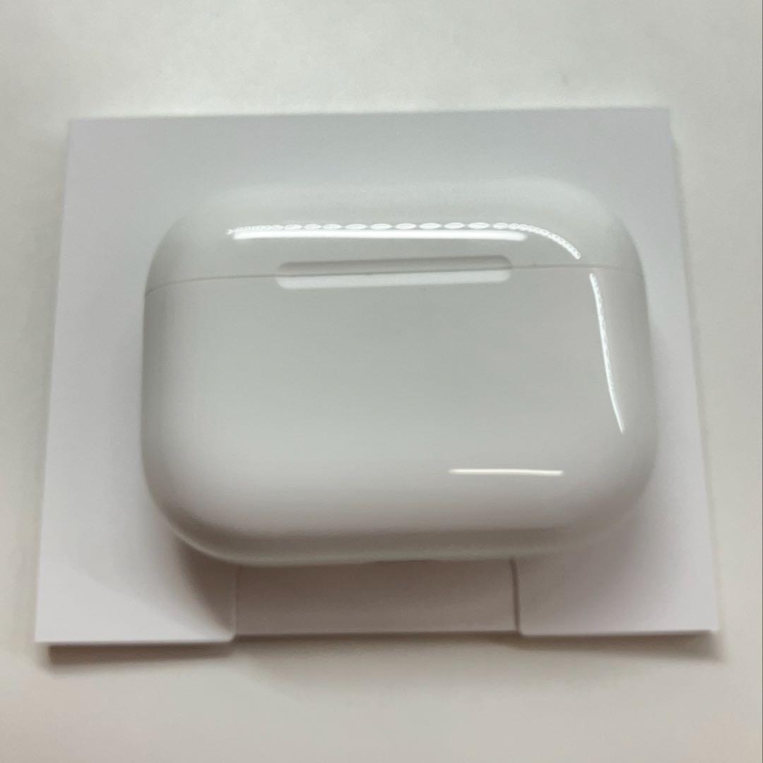 美品　AirPods Pro 第3世代 MFHP4J/A Apple 保証あり