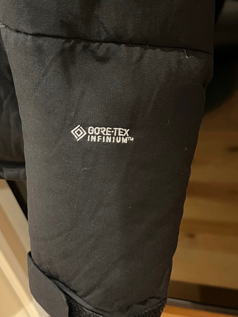 バルトロライトジャケット