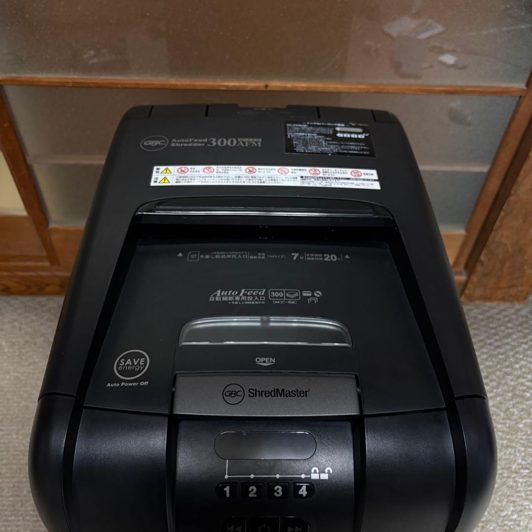 アコ・ブランズ・ジャパン　GBC 業務用シュレッダー　GCS300AFM-B