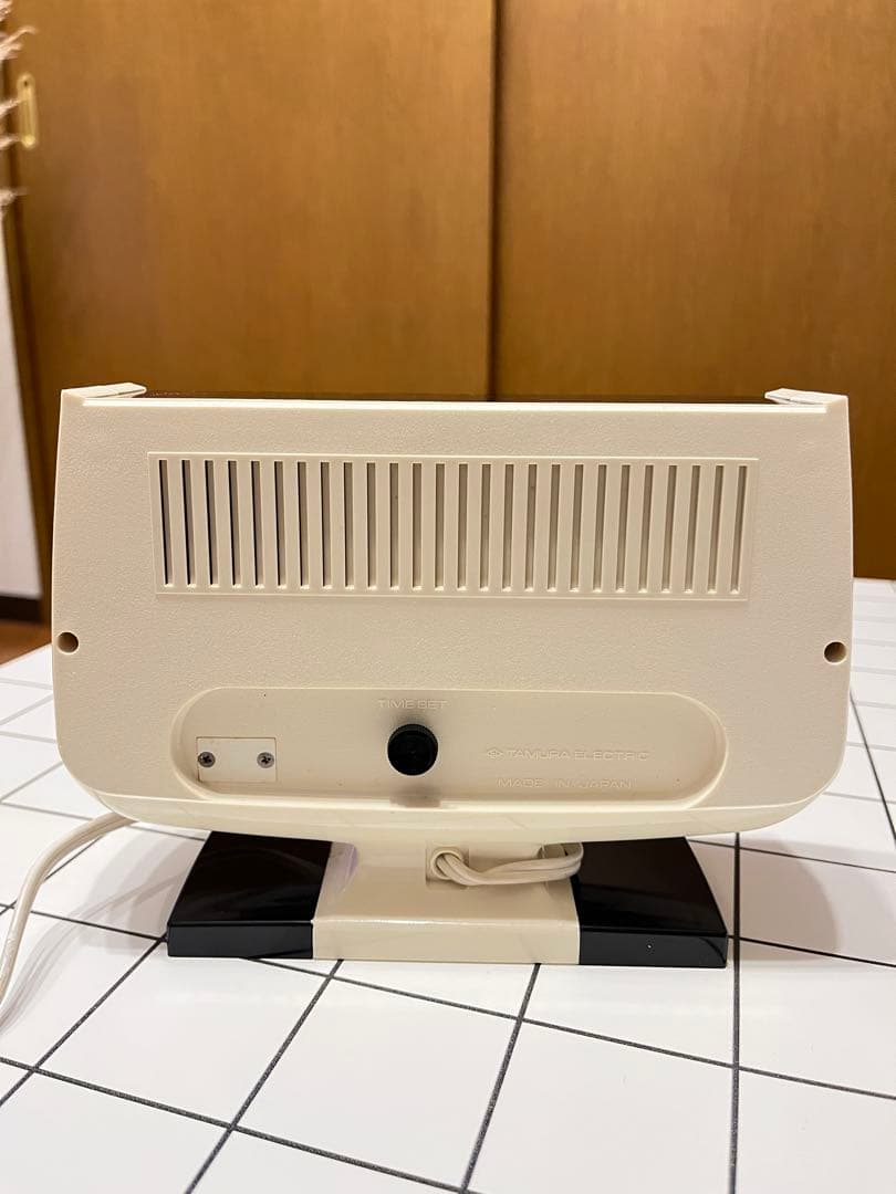 LUMITIME デジタル置時計 ホワイト/ブラック