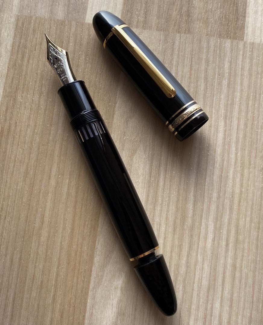 未使用に近い モンブラン 149 14C 細字 エボナイト製 吸入式 万年筆
