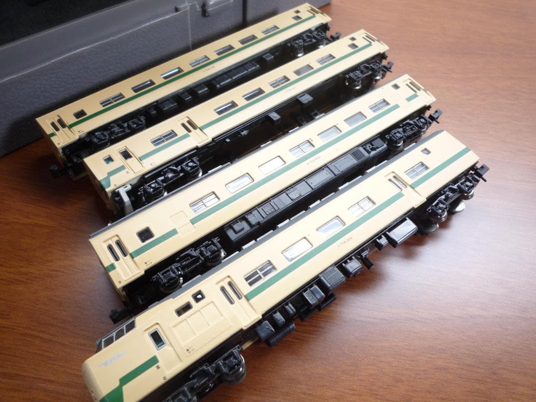 東京堂Nゲージ　715系TX123914b(基本4両セット)