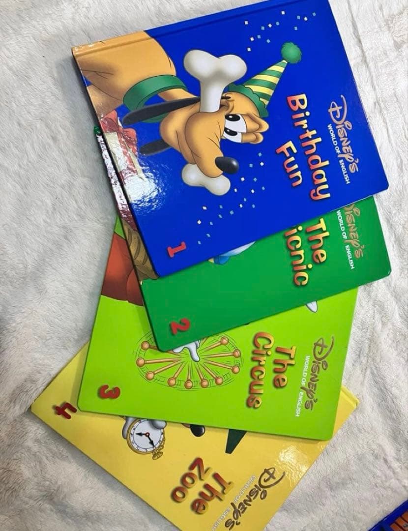 値段交渉可　本棚付【①】ディズニー英語システム　DWEセット ワールドファミリー