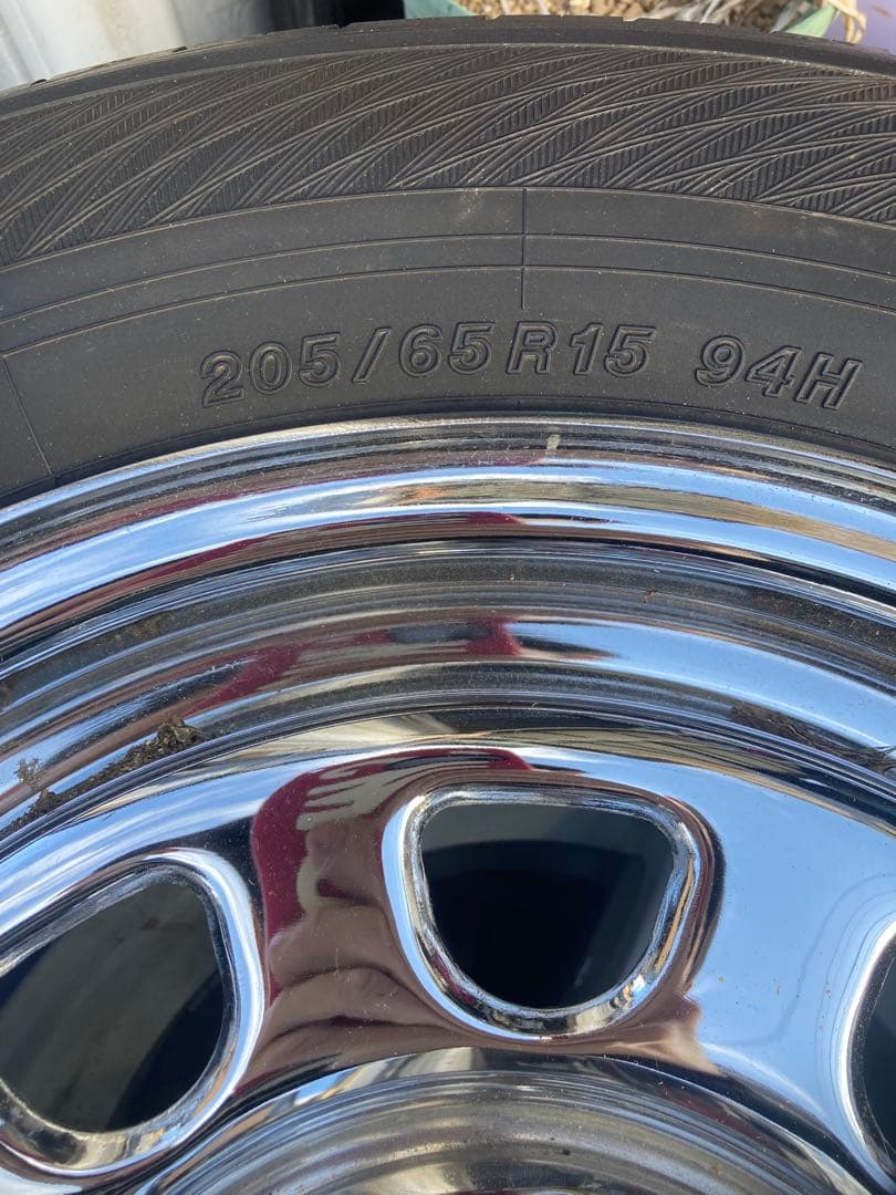 デイトナクローム15インチ　ADVAN dB タイヤ付き　ハイエースなどに