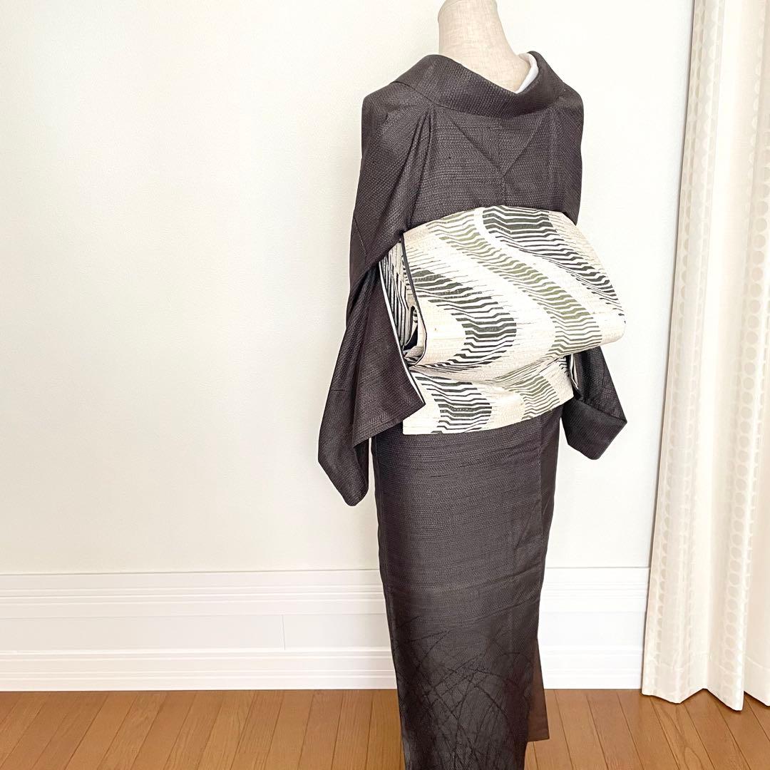 深茶 十日町紬 付下げ100亀甲 正絹着物