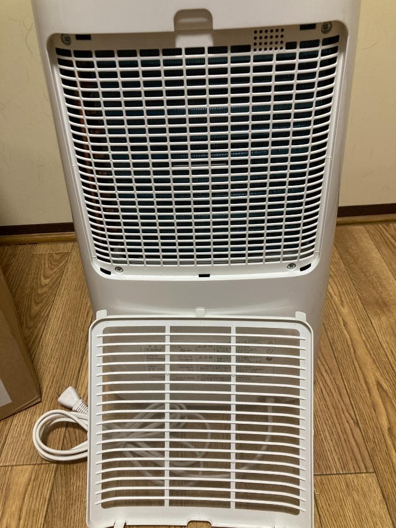 ★美品★ シャープ 衣類乾燥除湿器 CV-F71-W ホワイト 2016年製