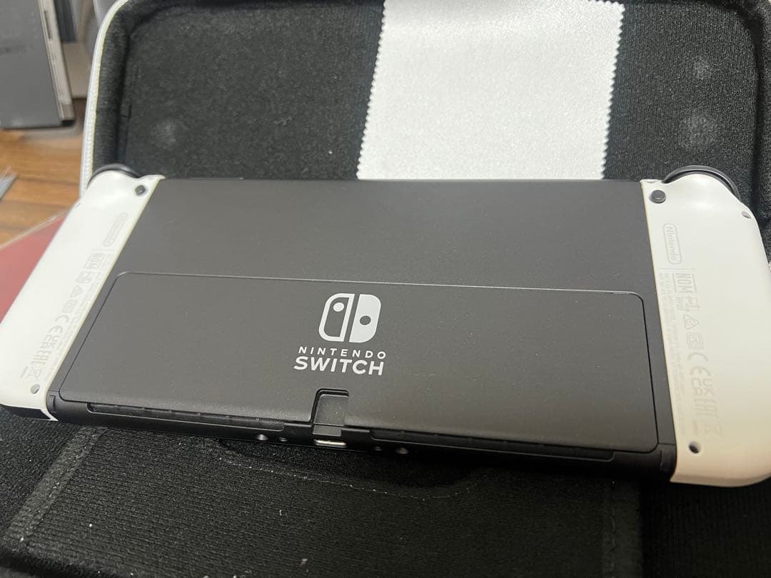 Nintendo Switch 有機ELモデル本体 + ゲーム3本セット