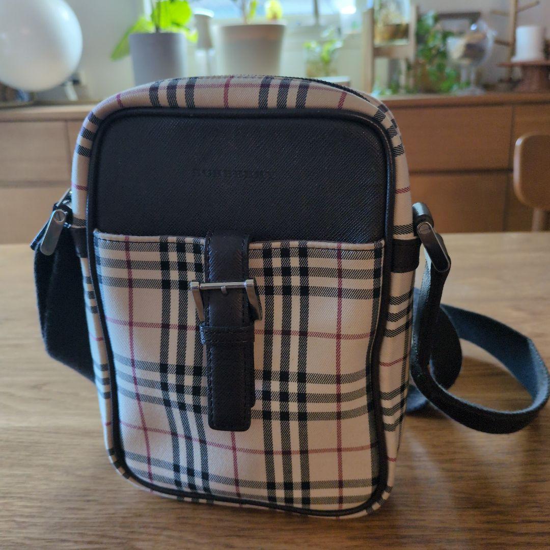 Burberry チェック柄ショルダーバッグ