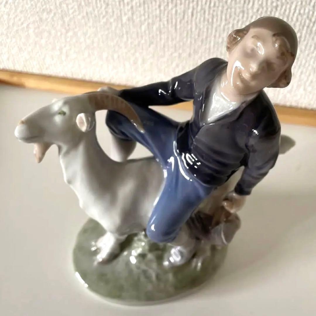 ＊Hans Clodhopper＊1968年＊高さ１８cm・ Cop・