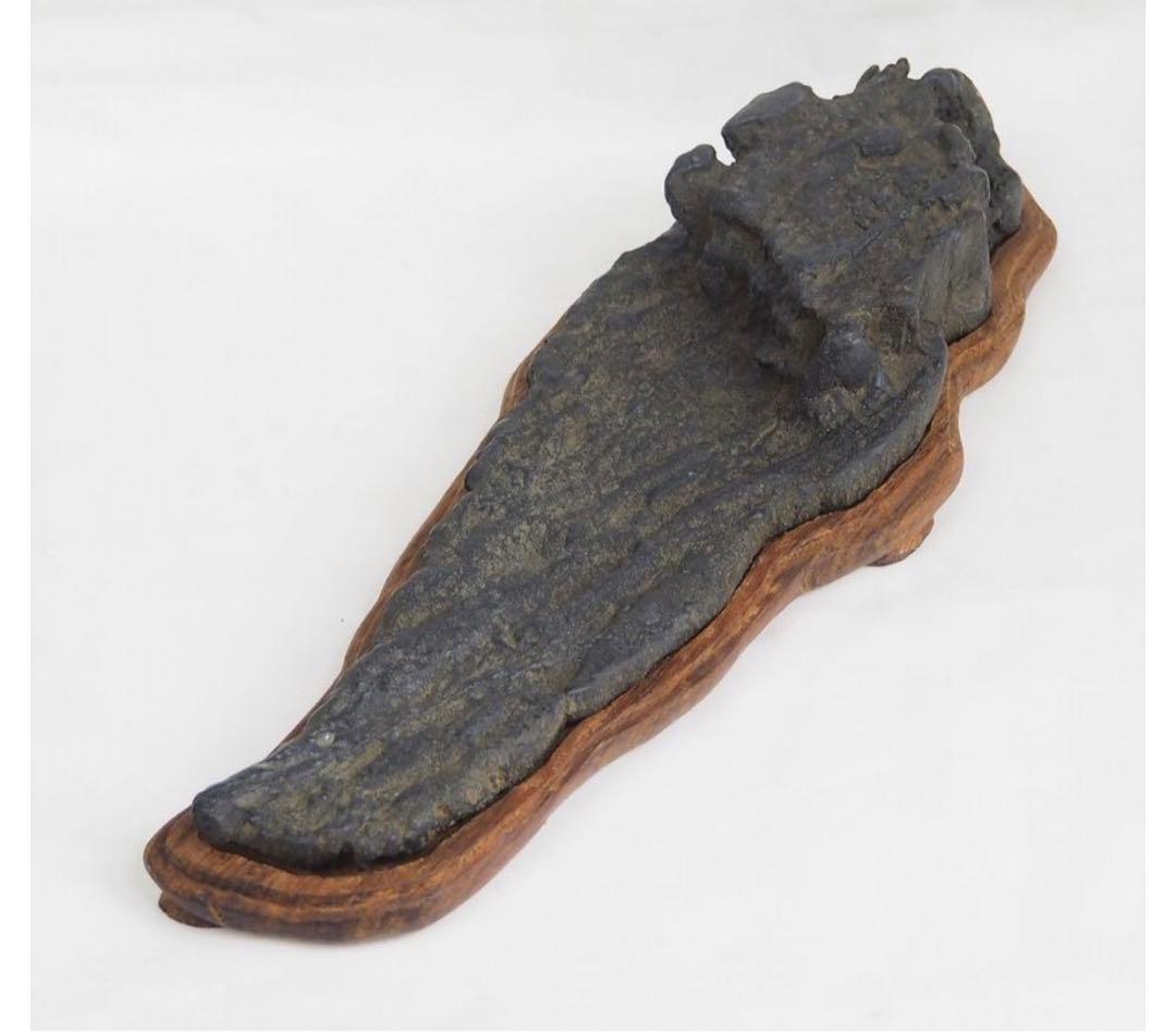 送料無料　水石愛好家蔵品放出 天然石　遠山石　★大珍品★　唐木台座