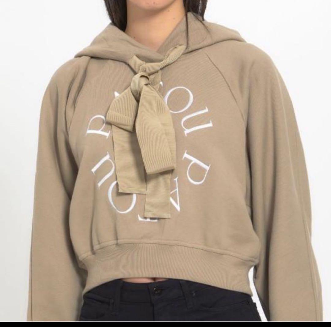 PATOU(パトゥ) ロゴパーカー Sサイズ