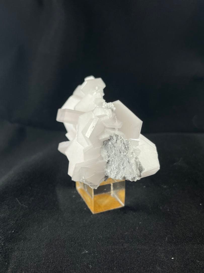 【鉱物商店】稀有品　両面の方解石　クリスタル　クォーツ