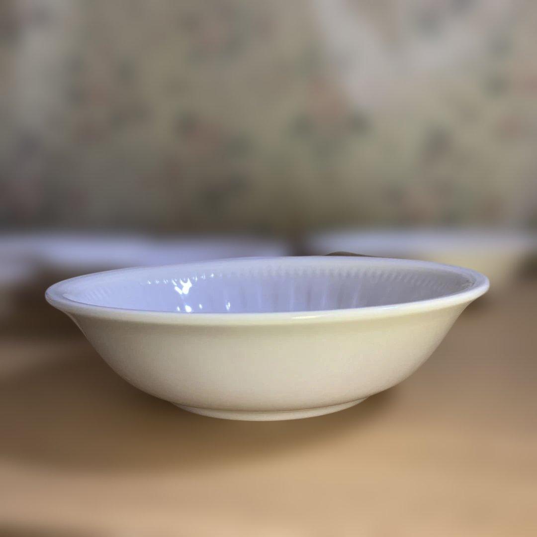 ウェッジウッド　コロシアム　サラダソーサー　ボウル　シリアル　フルーツ　深皿