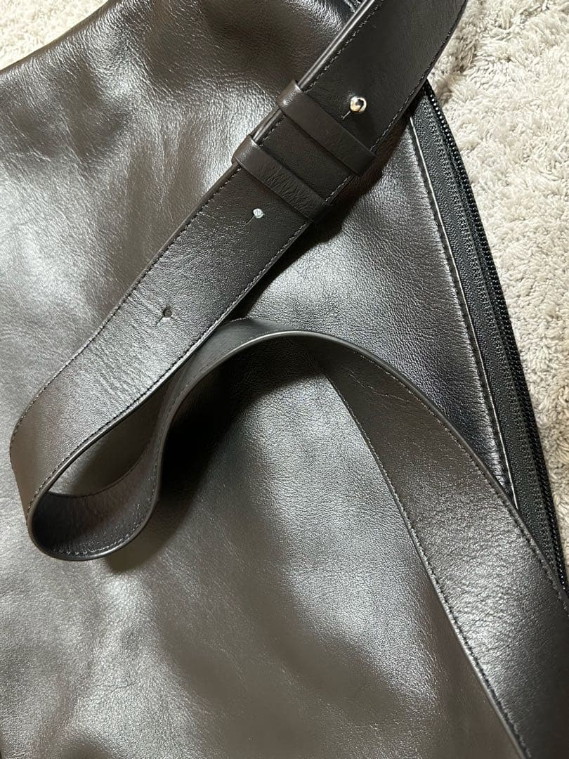 イアパピヨネ　ショルダー　ショルダーバッグ　レザーショルダーバッグ 2way