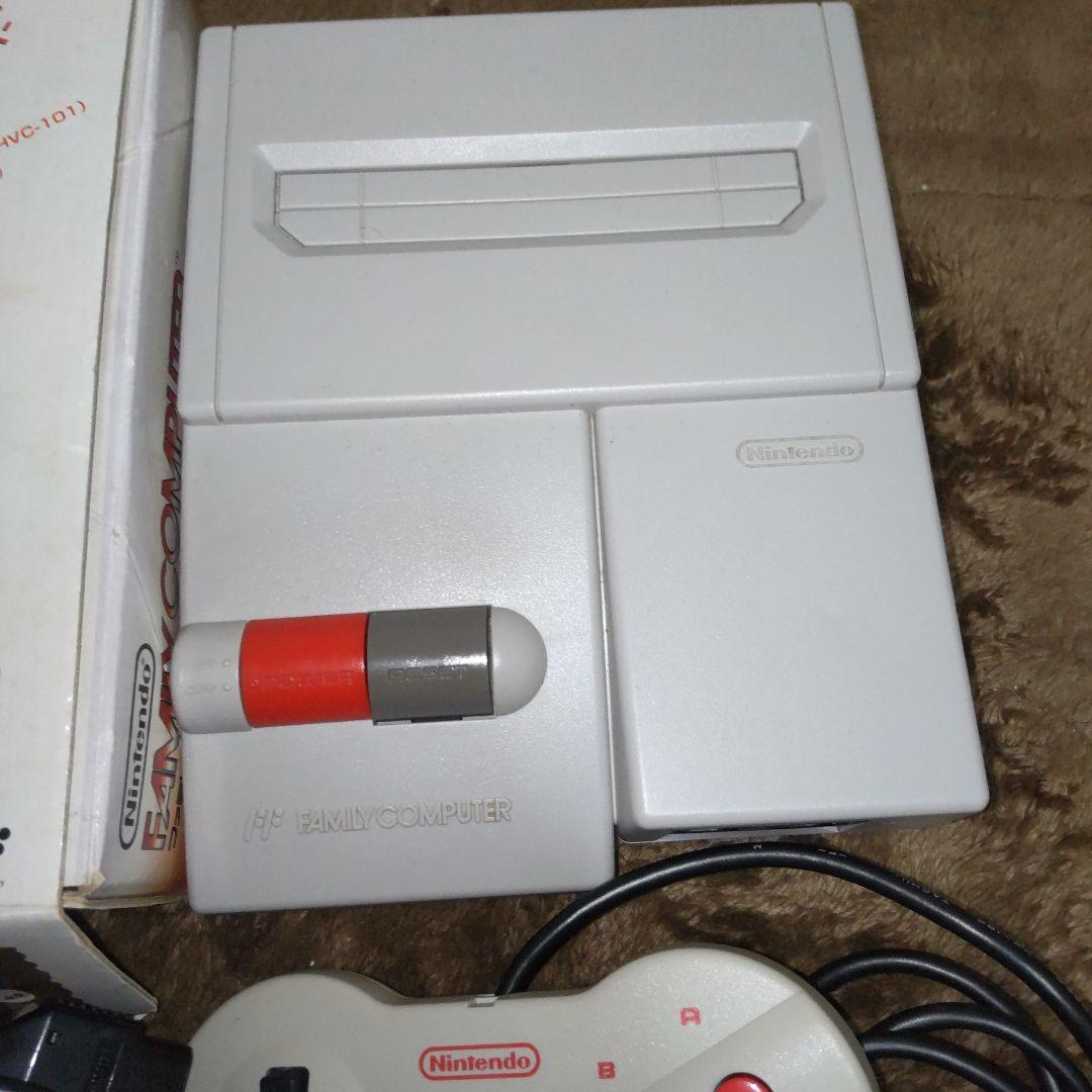 ニューファミコン 本体 コントローラー 2個セット 動作確認済み