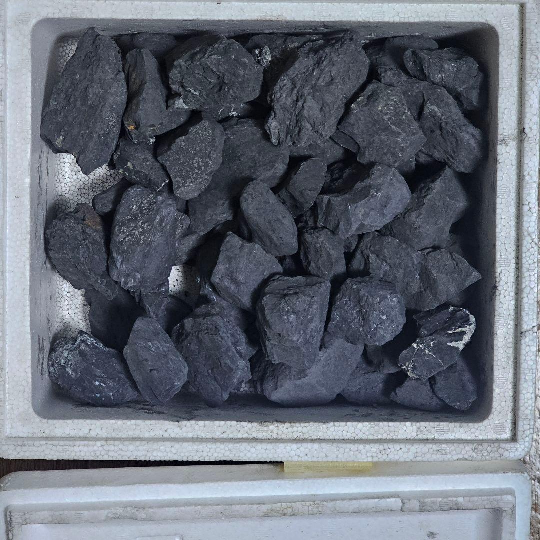 ブラックシリカ　神明石　原石　4.9kg