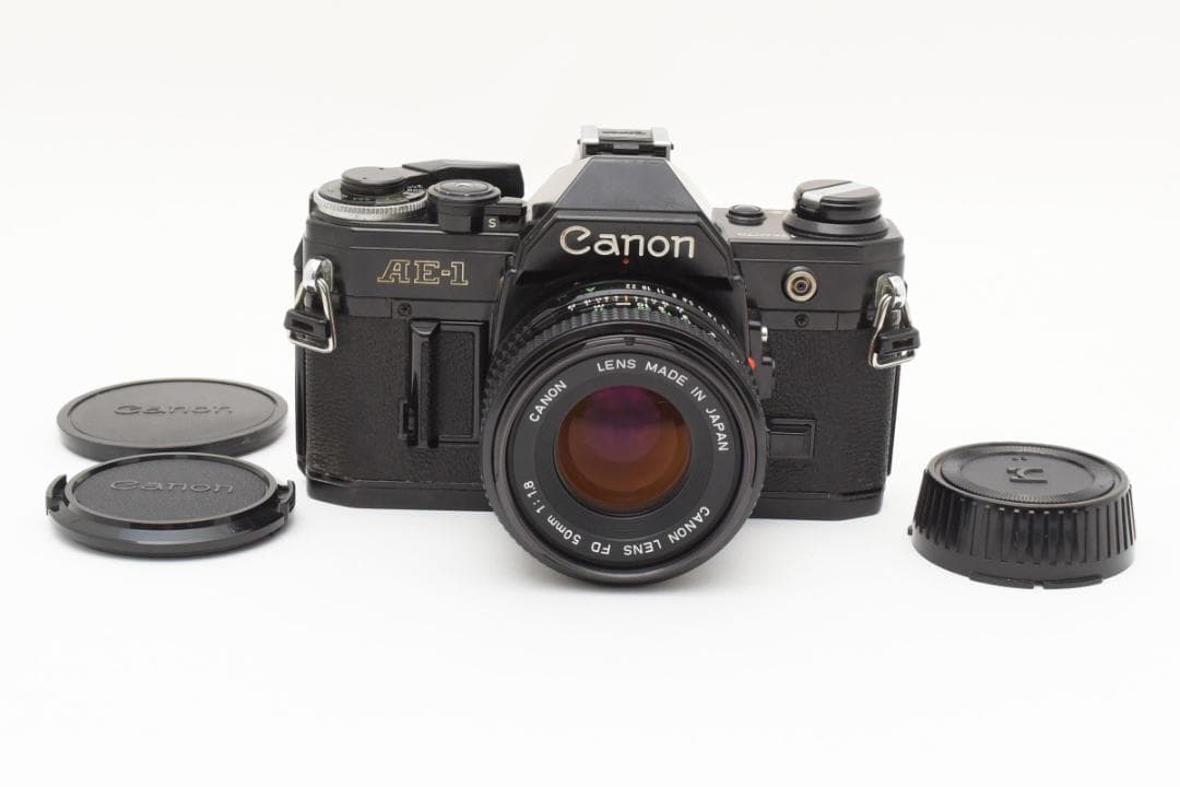 フィルムカメラ Canon AE-1 Black + New FD 50mm f1.8