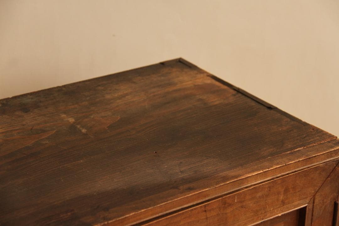 棚　引き戸　木製　収納棚　高さ54㎝　アンティーク　レトロ　古家具