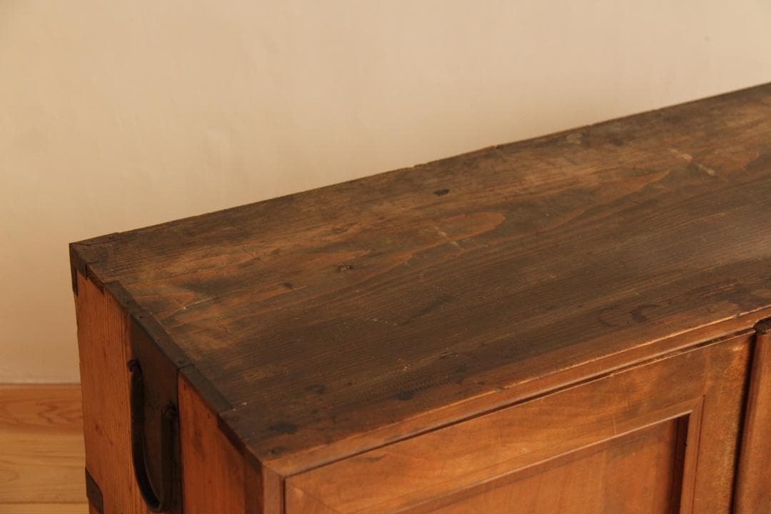 棚　引き戸　木製　収納棚　高さ54㎝　アンティーク　レトロ　古家具