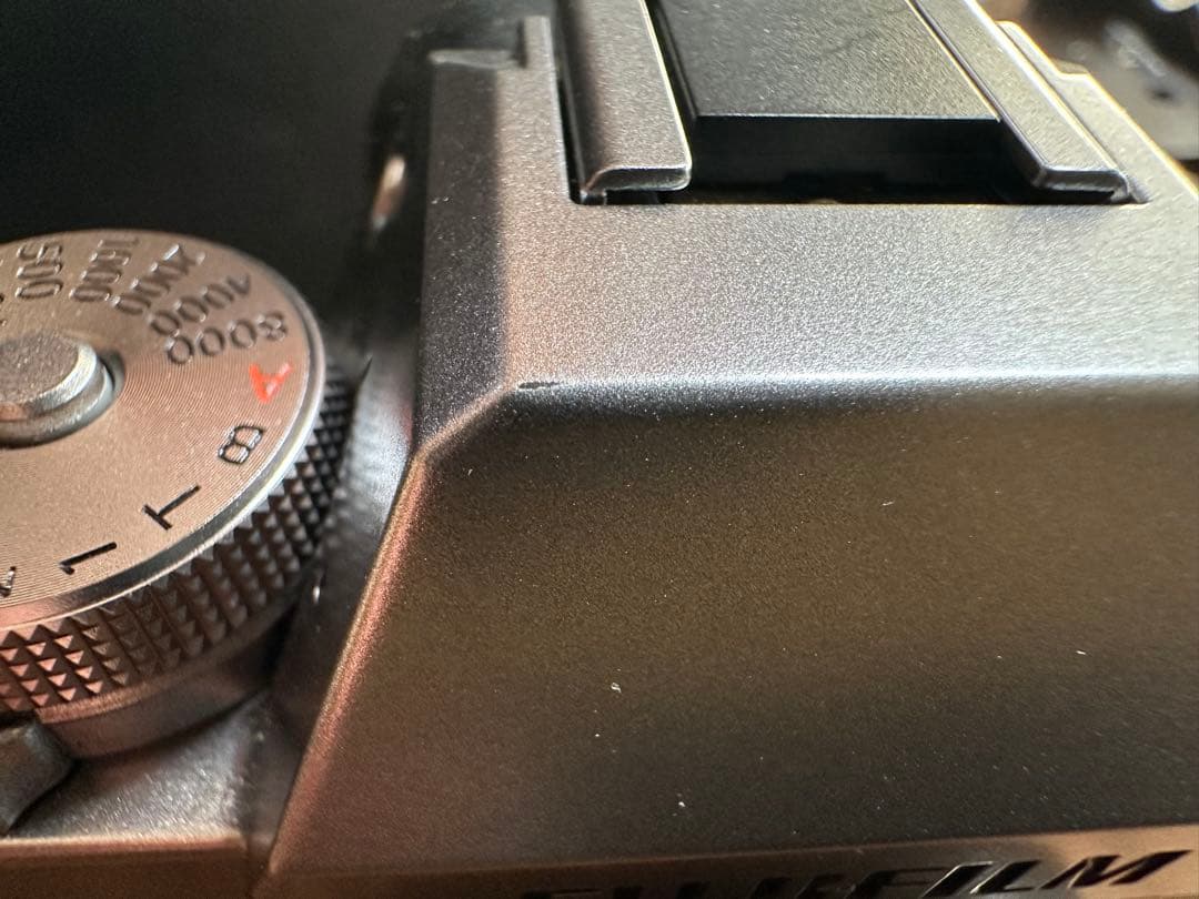 Fujifilm X-T3ミラーレスカメラ18-55㎜レンズハーフレザーケース付