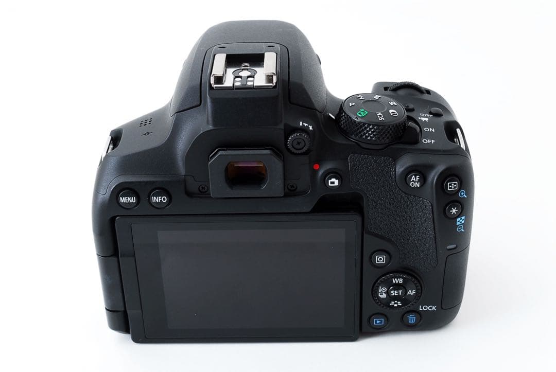 デジタル一眼レフカメラcanon kiss x10i標準&望遠ダブルレンズセット