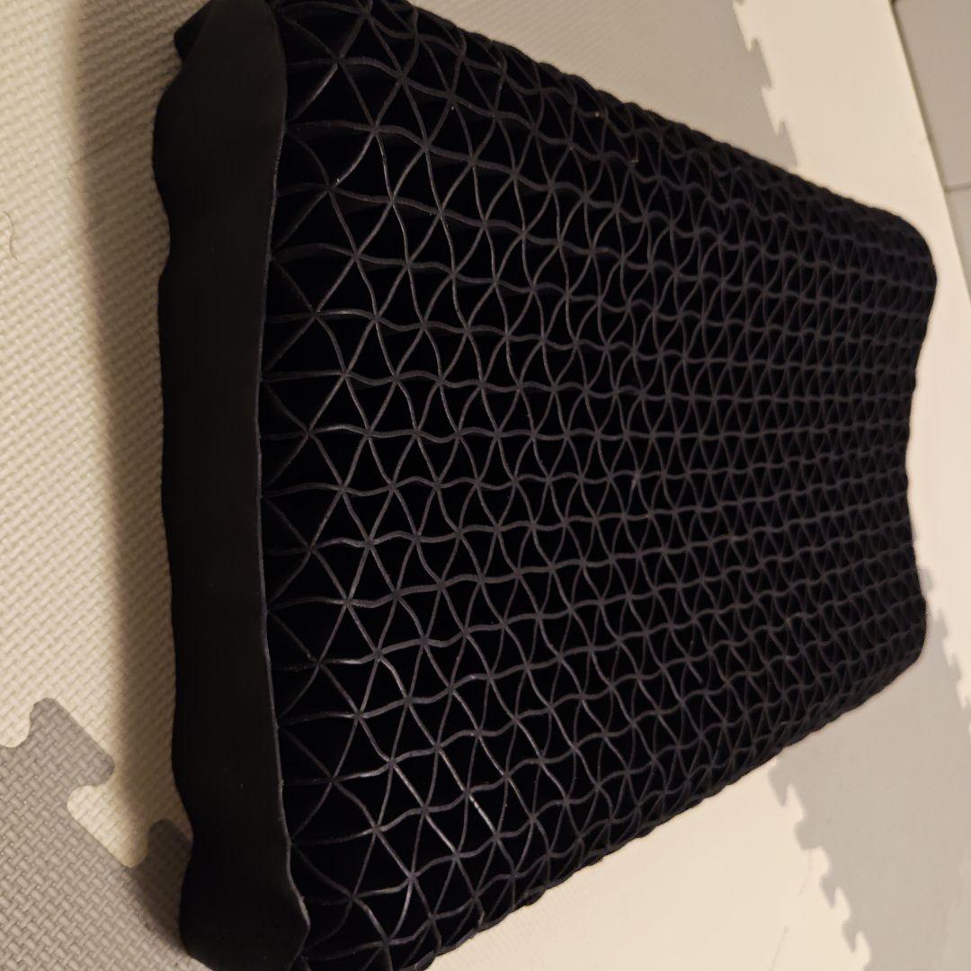 ヒツジのいらない枕 ー至極ー（専用カバー付き）