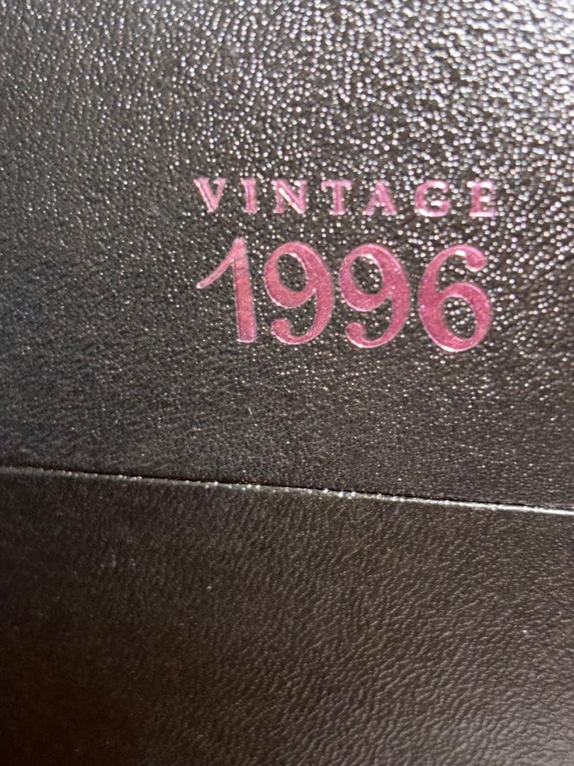 ドンペリ　ロゼ　ヴィンテージ　1996年　ほぼ半額　未開封　箱付　セラー保管