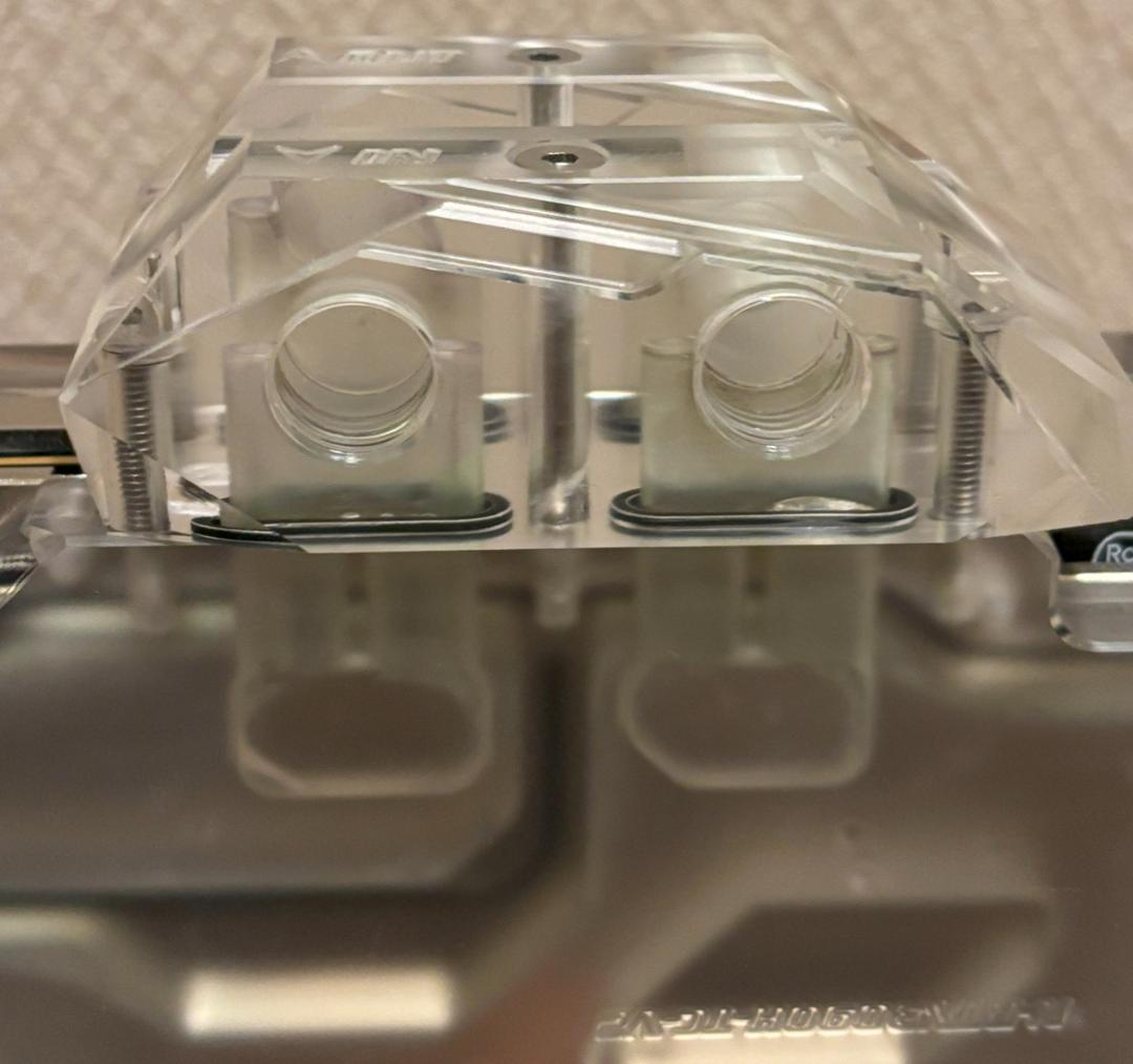 GeForce RTX 3090 24GB 両面水枕水冷