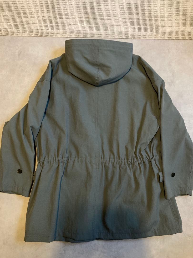 STILL BY HAND スティルバイハンド　塩縮ナイロンハーフコート